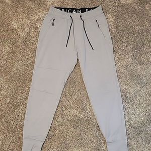 AE men's joggers, gray, size S